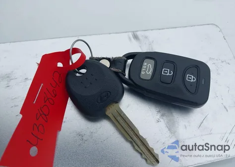 2019 Hyundai Elantra Se из США, поврежденный, VIN 5NPD74LF9KH451678